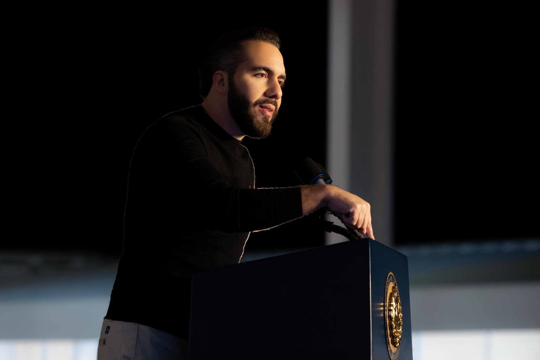 presidente-nayib-bukele-senala-a-ongs-y-activistas-de-promover-la-liberacion-de-pandilleros-detenidos-bajo-el-regimen-de-excepcion