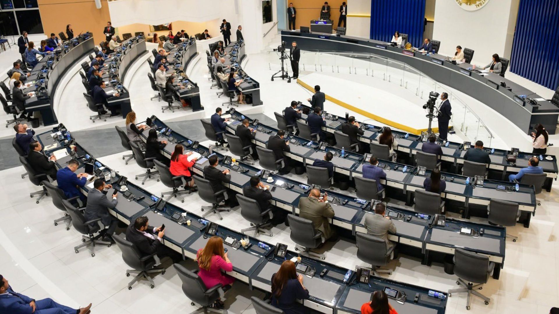 Asamblea Legislativa aprueba reelección presidencial y amplía mandato a seis años asamblea-legislativa-aprueba-reeleccion-presidencial-y-amplia-mandato-a-seis-anos