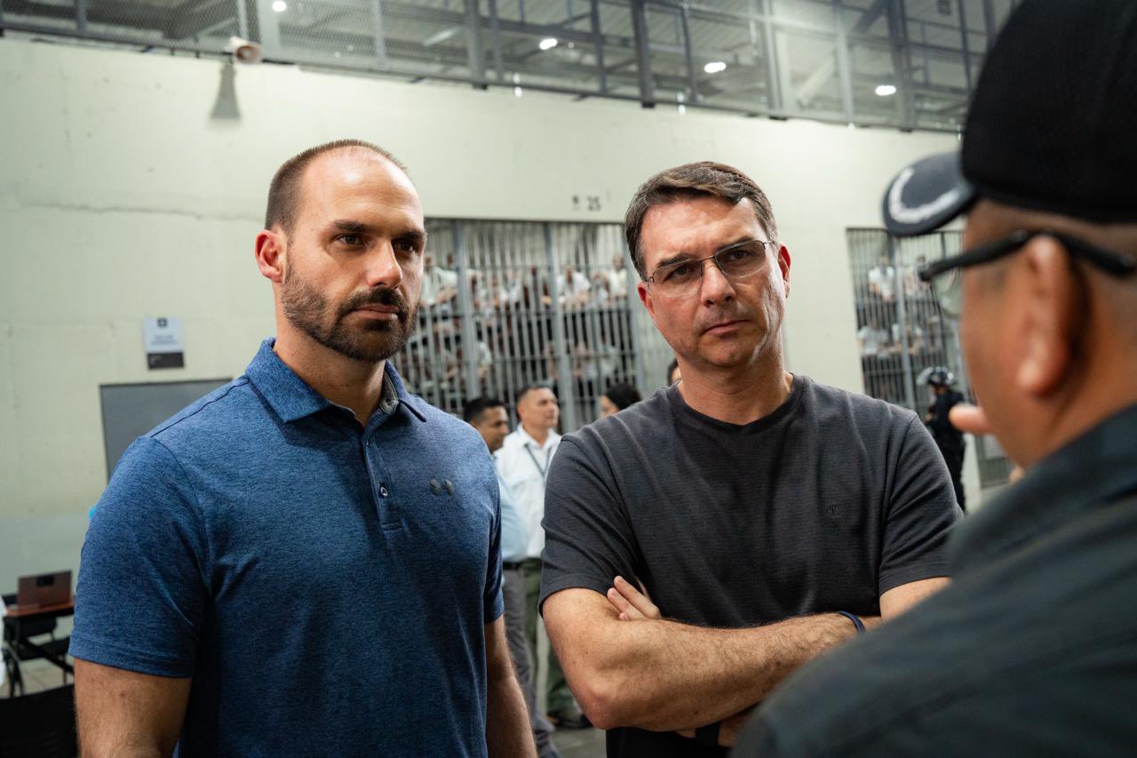 diputado-brasileno-destaca-el-modelo-salvadoreno-de-seguridad-tras-visita-al-cecot