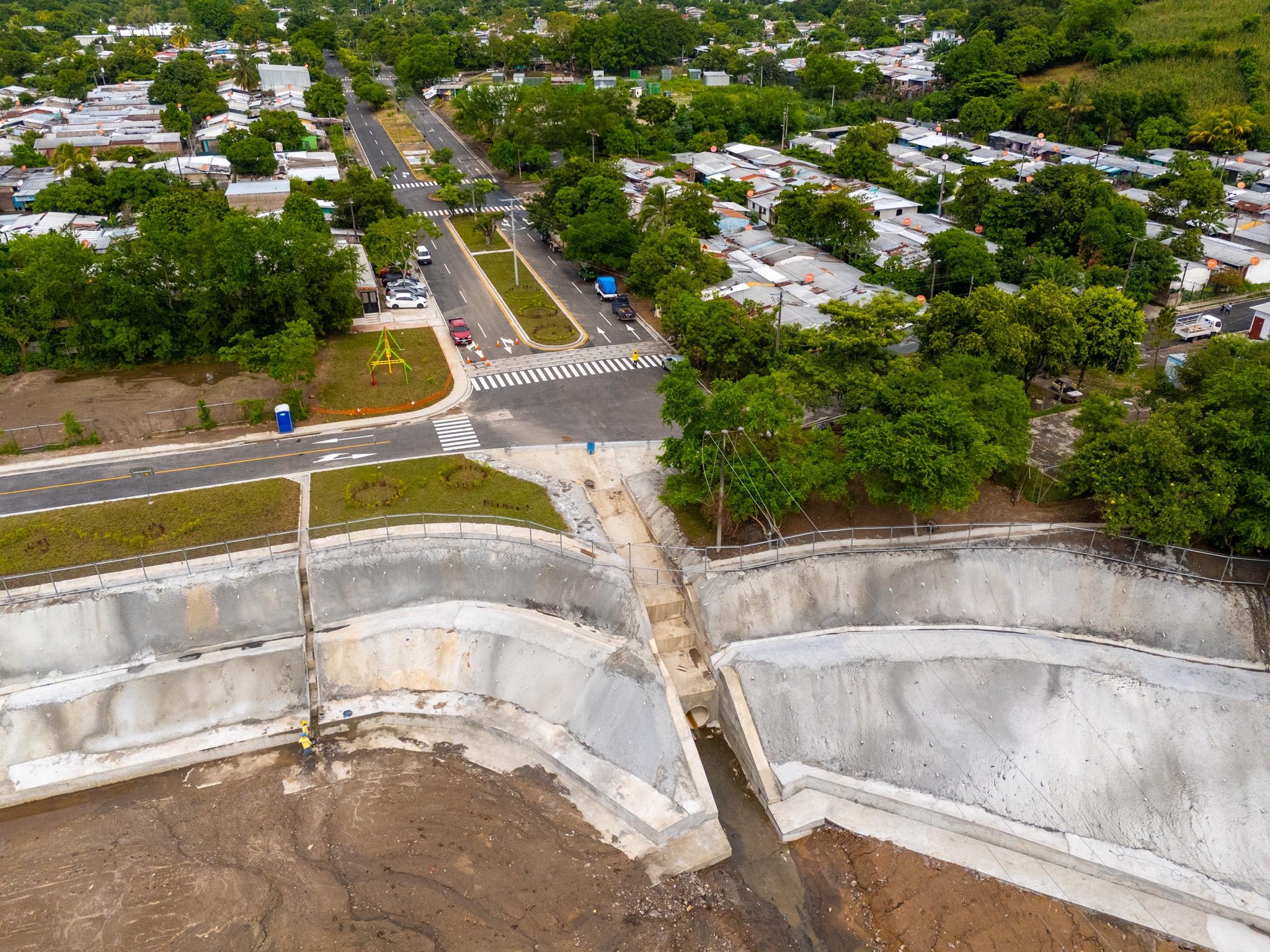mop-entrega-obras-de-proteccion-para-eliminar-carcavas-en-tonacatepeque