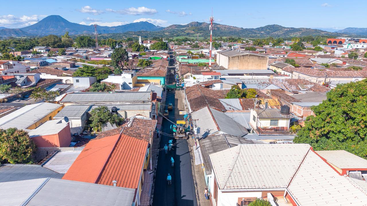 plan-nacional-de-bacheo-continua-su-progreso-en-santa-ana-oeste-a-cargo-de-la-dom