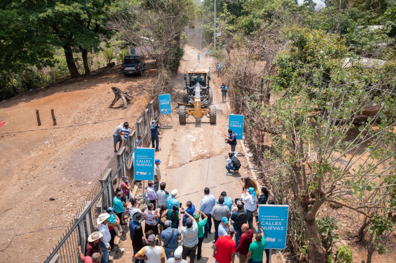 dom-extiende-programa-de-reconstruccion-vial-en-municipios-de-san-miguel