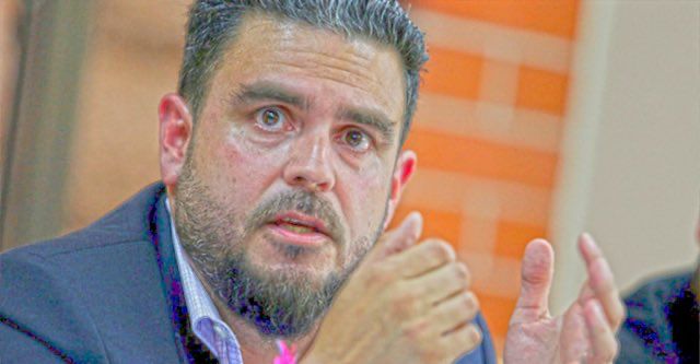 hector-silva-critica-reforma-a-la-constitucion-aprobada-por-la-asamblea