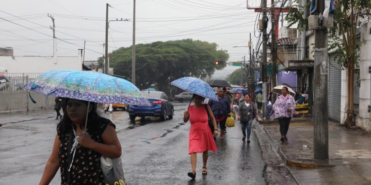 aviso-de-lluvias-para-el-fin-de-semana-debido-a-tormenta-tropical-sara