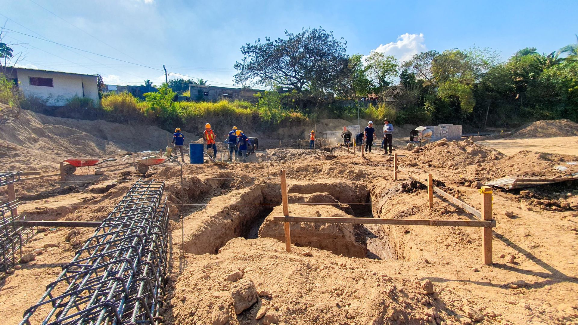 gobierno-inicia-construccion-de-un-moderno-parque-deportivo-en-apopa