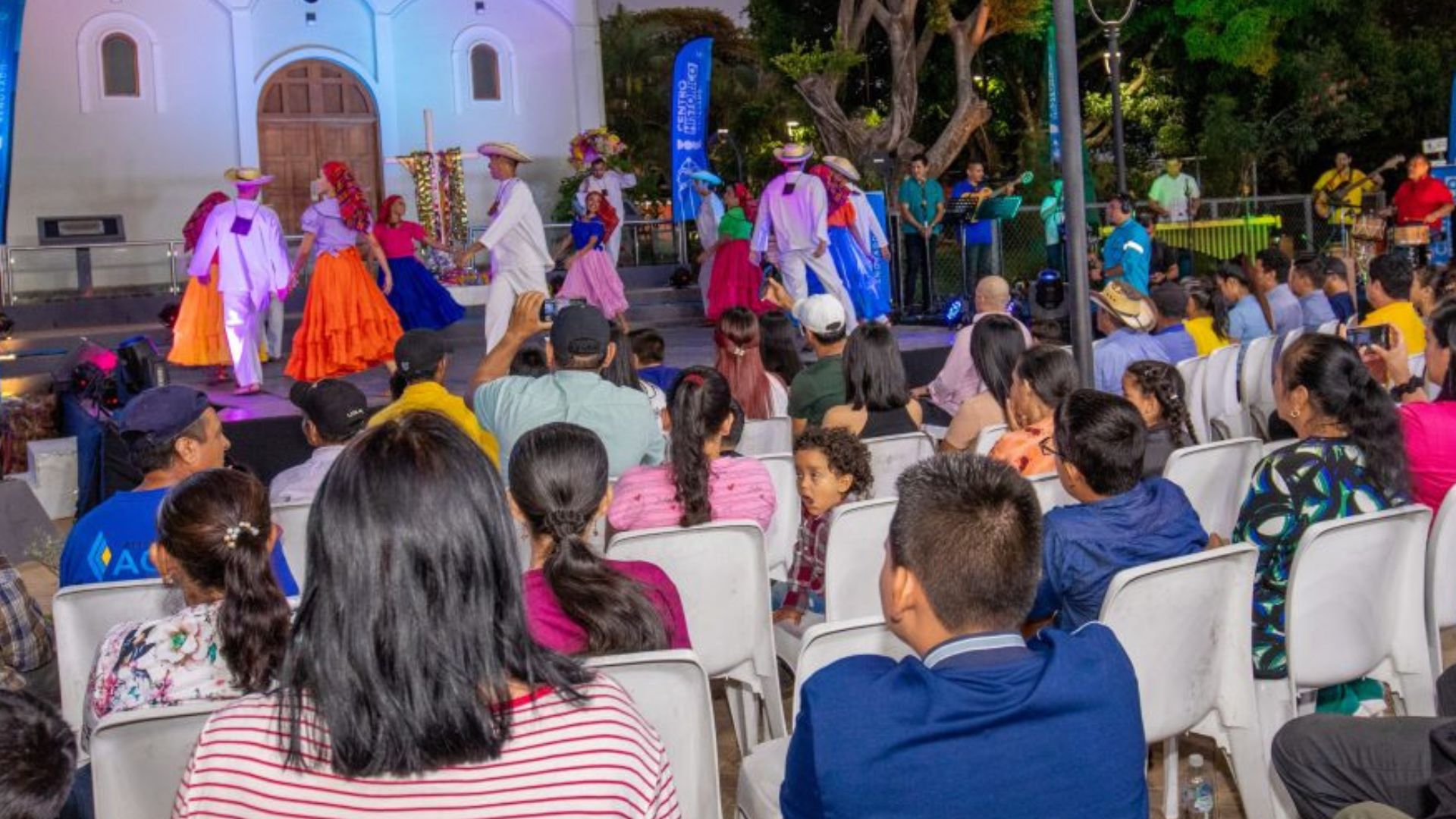 dom-realiza-festival-cultural-en-revitalizado-centro-historico-de-el-mozote