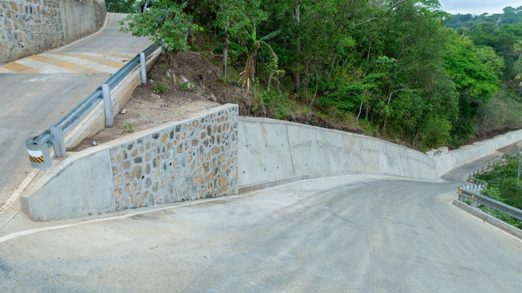 dom-completa-segunda-fase-de-renovacion-de-calles-en-la-libertad