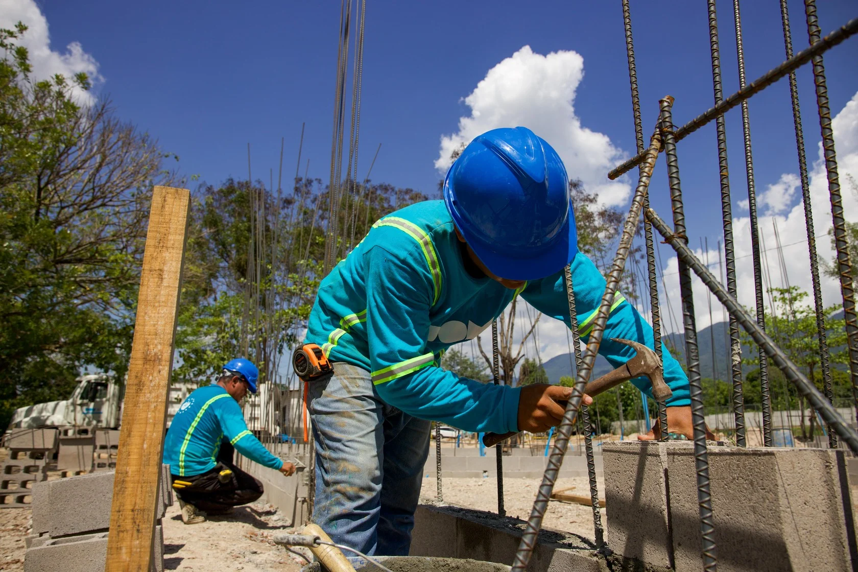 DOM construye dos centros escolares más, como parte del Proyecto Dos Escuelas X Día dom-construye-dos-centros-escolares-mas-como-parte-del-proyecto-dos-escuelas-x-dia