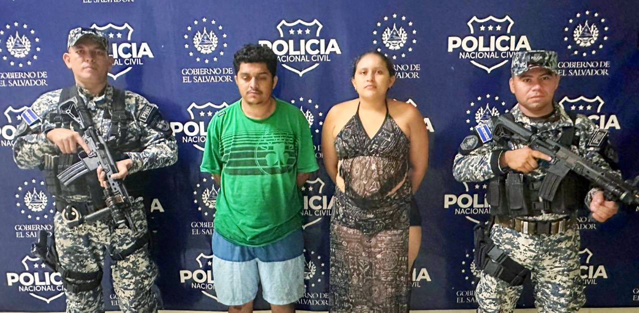 Pareja provoca accidente en San Miguel y es detenida por tráfico de drogas y conducción peligrosa pareja-provoca-accidente-en-san-miguel-y-es-detenida-por-trafico-de-drogas-y-conduccion-peligrosa