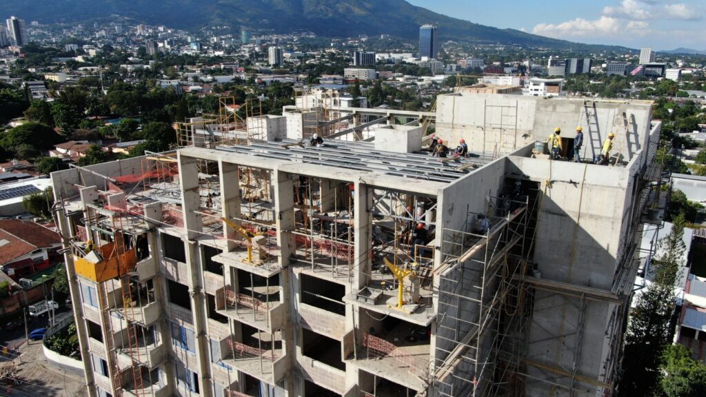 el-salvador-impulsa-proyectos-inmobiliarios-de-gran-altura