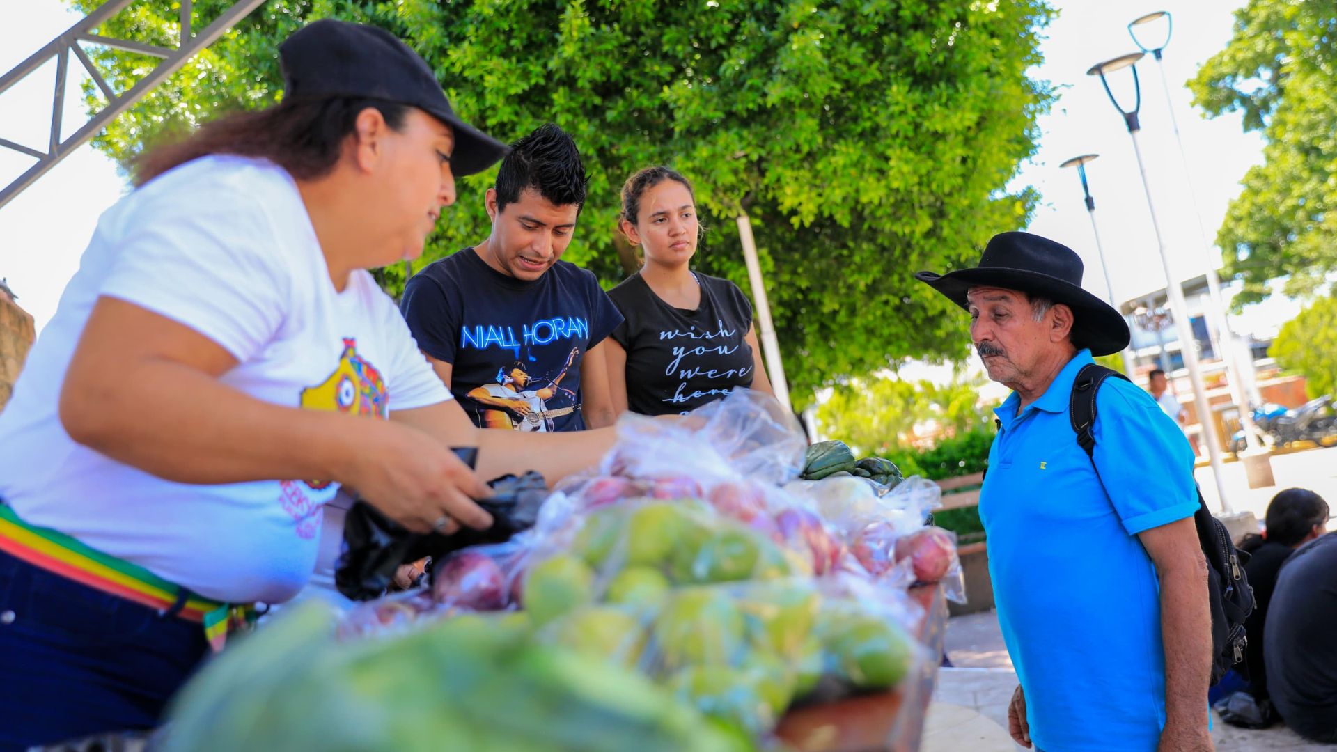 agro-mercados-garantizan-precios-justos-para-comerciantes-y-ciudadanos