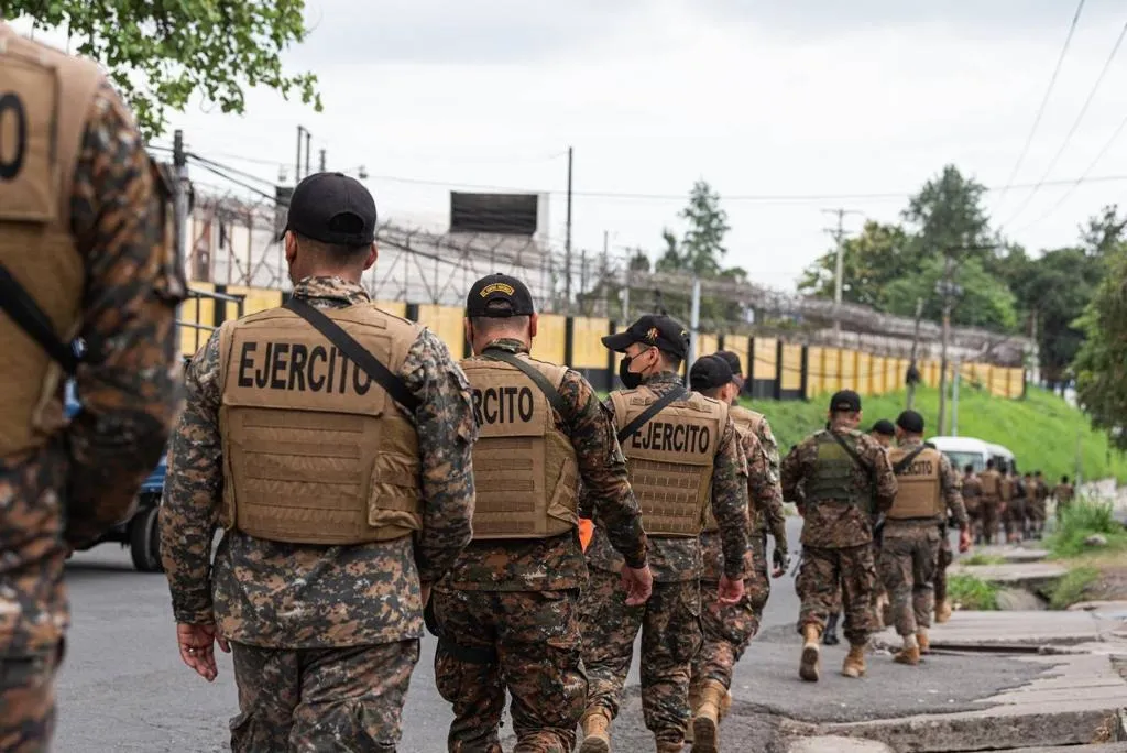 salvadorenos-respaldan-medidas-de-seguridad-del-gobierno