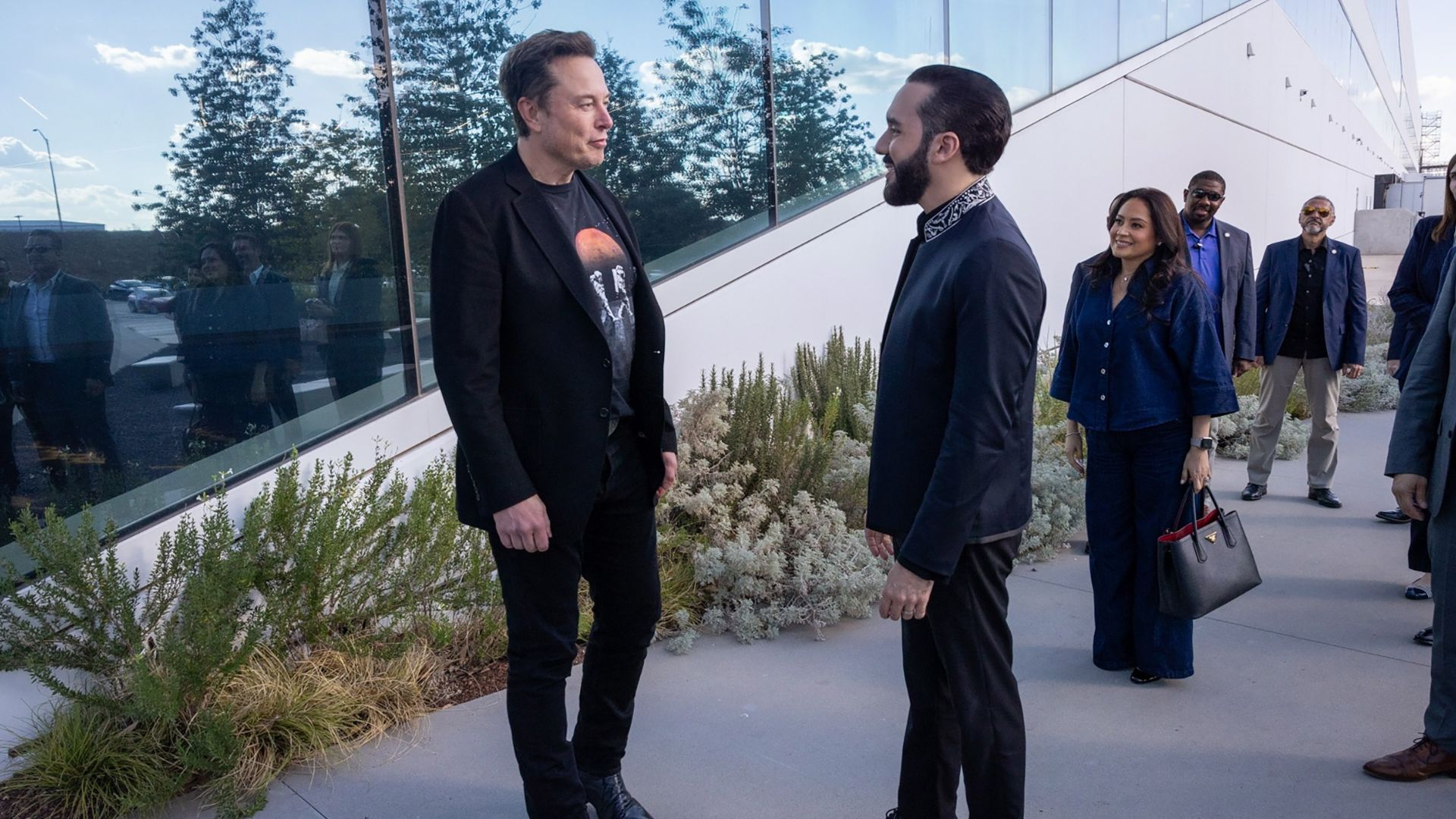 presidente-nayib-bukele-se-reune-con-empresario-estadounidense-elon-musk