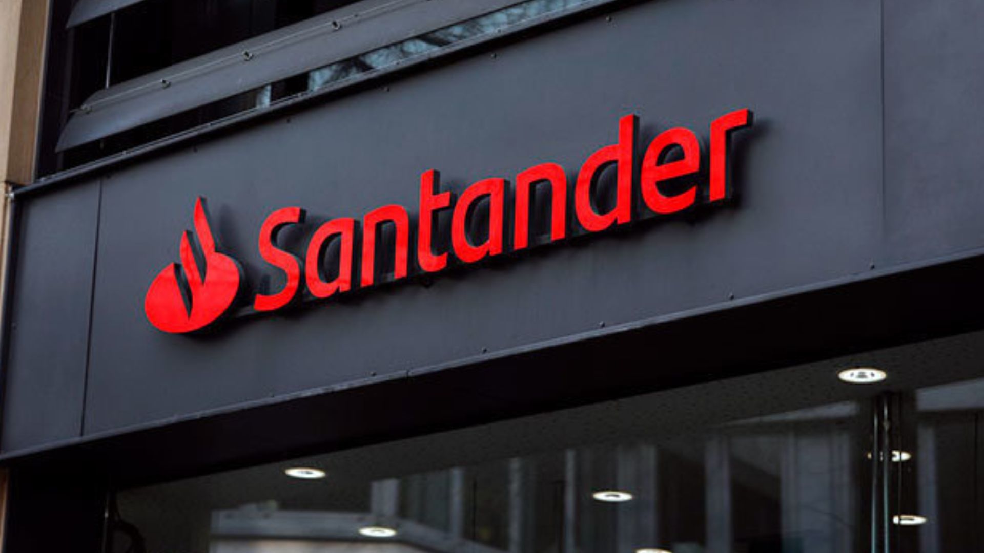 santander-resalta-que-el-salvador-ha-anunciado-una-nueva-operacion-de-recompra-de-bonos