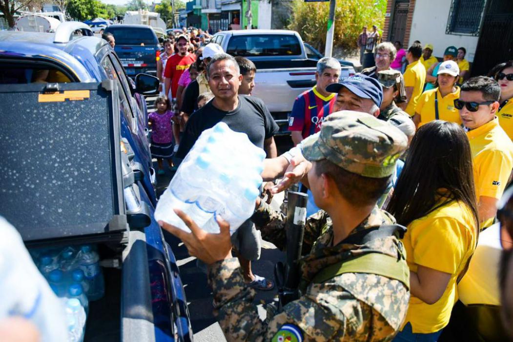 Habitantes de Santa Eduviges agradecen al Gobierno oportuno abastecimiento de agua habitantes-de-santa-eduviges-agradecen-al-gobierno-oportuno-abastecimiento-de-agua