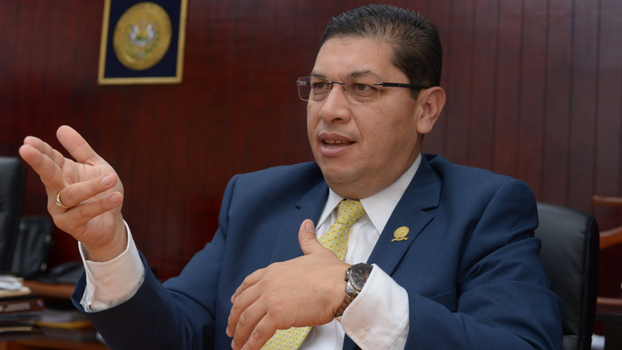 Magistrado que filtró información a Rodolfo Parker, habría violado Ley de la Corte de Cuentas magistrado-que-filtro-informacion-a-rodolfo-parker-habria-violado-ley-de-la-corte-de-cuentas