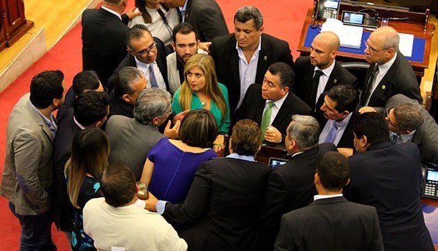 Diputados no asisten a Comisión de Hacienda que recibiría hoy al Ministro de Salud diputados-no-asisten-a-comision-de-hacienda-que-recibiria-hoy-al-ministro-de-salud
