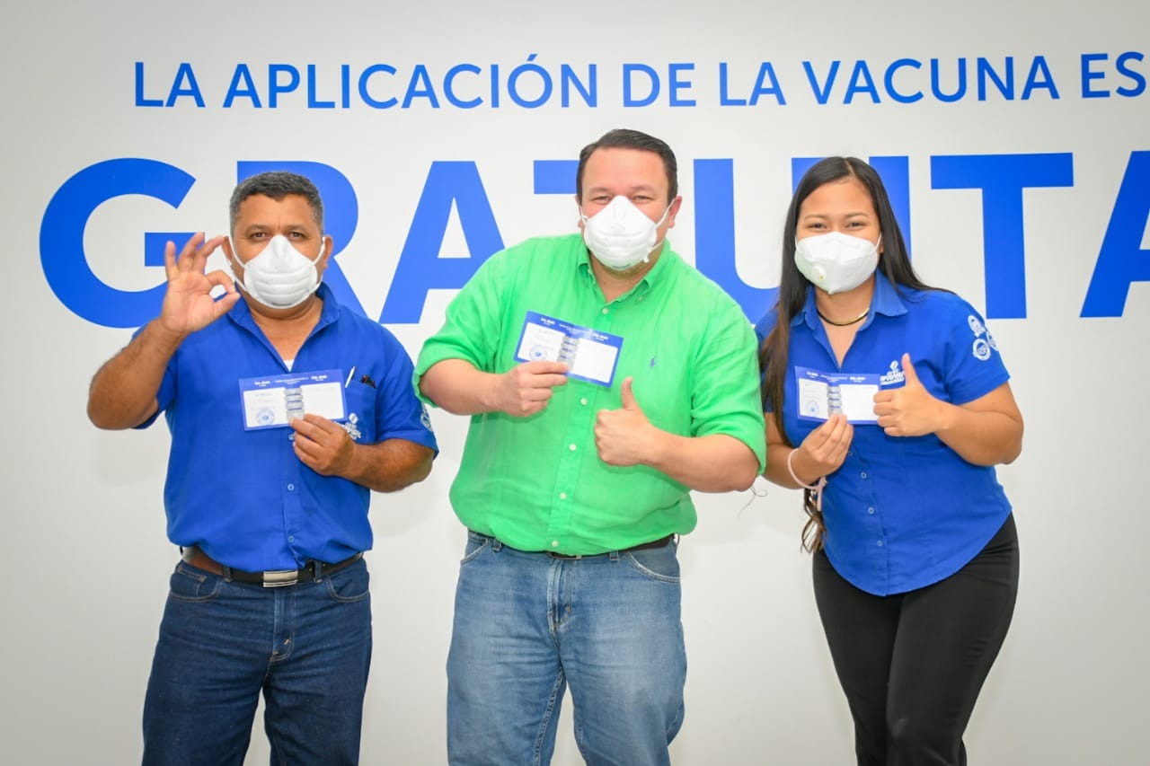 El Salvador es el primer país centroamericano en habilitar la vacuna contra el COVID-19 a todos los grupos etarios el-salvador-es-el-primer-pais-centroamericano-en-habilitar-la-vacuna-contra-el-covid-19-a-todos-los-grupos-etarios