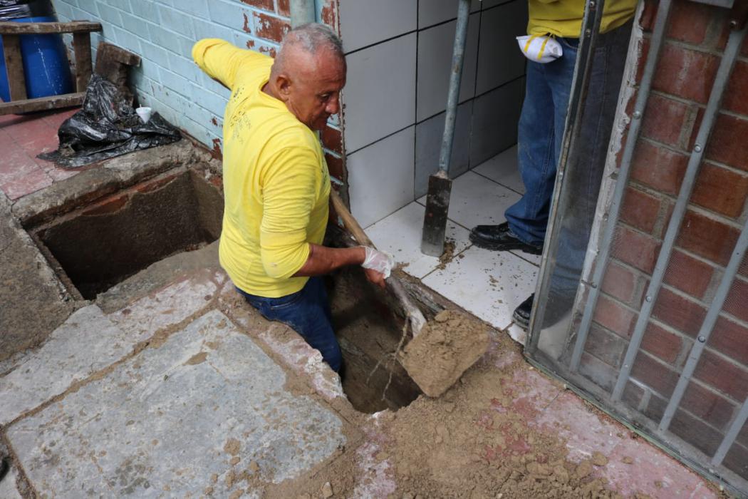 Reos en fase de confianza realizan trabajos de mantenimiento en Hospital Zacamil reos-en-fase-de-confianza-realizan-trabajos-de-mantenimiento-en-hospital-zacamil