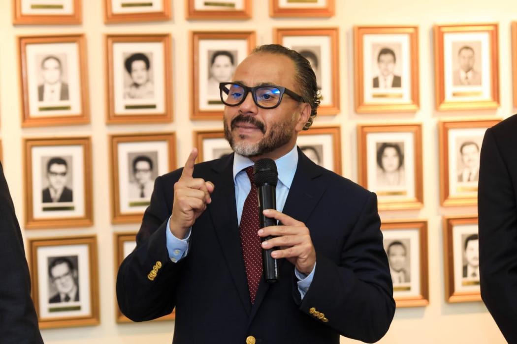 Ernesto Castro: Recibimos el inicio de una verdadera ley del agua, garantizaremos su no privatización ernesto-castro-recibimos-el-inicio-de-una-verdadera-ley-del-agua-garantizaremos-su-no-privatizacion