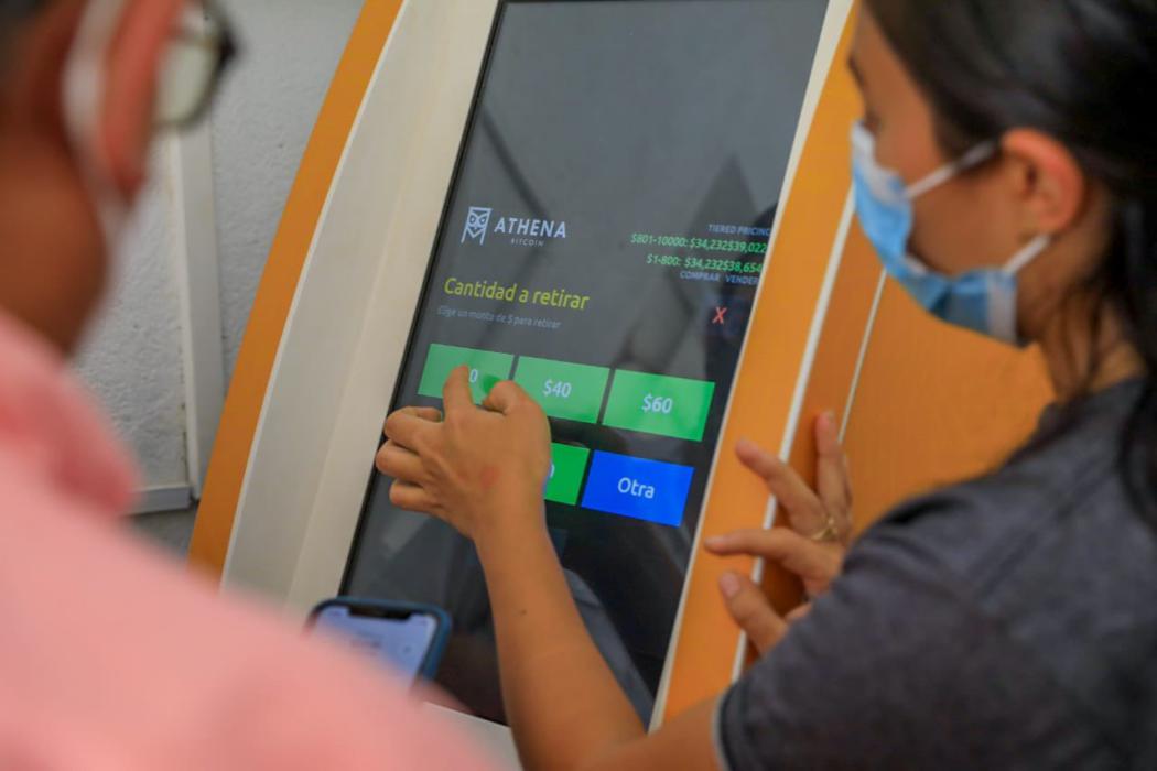 Athena, empresa que instala cajeros bitcoin expandirá sus operaciones en El Salvador athena-empresa-que-instala-cajeros-bitcoin-expandira-sus-operaciones-en-el-salvador