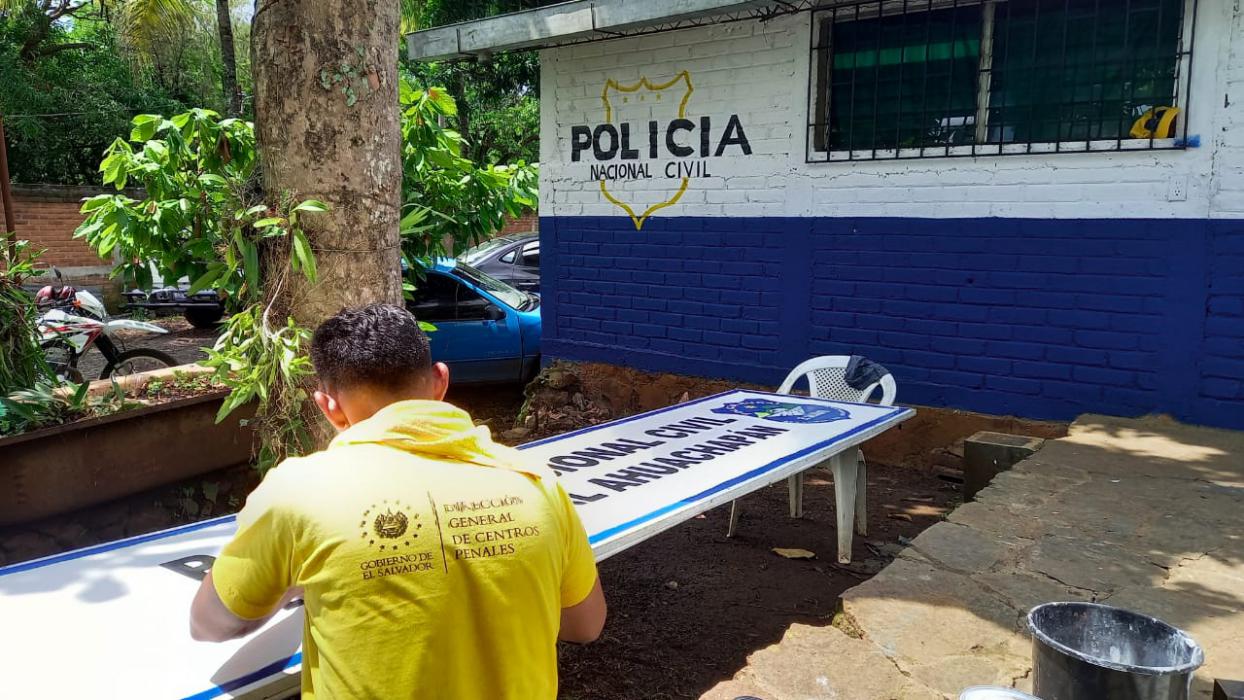 Reos en fase de confianza realizan obras de mejora en delegación policial de Ahuachapán reos-en-fase-de-confianza-realizan-obras-de-mejora-en-delegacion-policial-de-ahuachapan