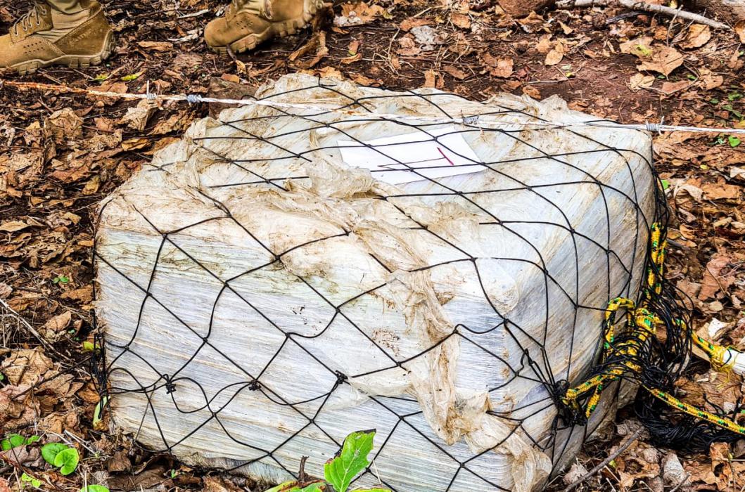 #PlanControlTerritorial incauta más de 715 kilogramos de droga tras operativos en La Paz y San Miguel plancontrolterritorial-incauta-mas-de-715-kilogramos-de-droga-tras-operativos-en-la-paz-y-san-miguel