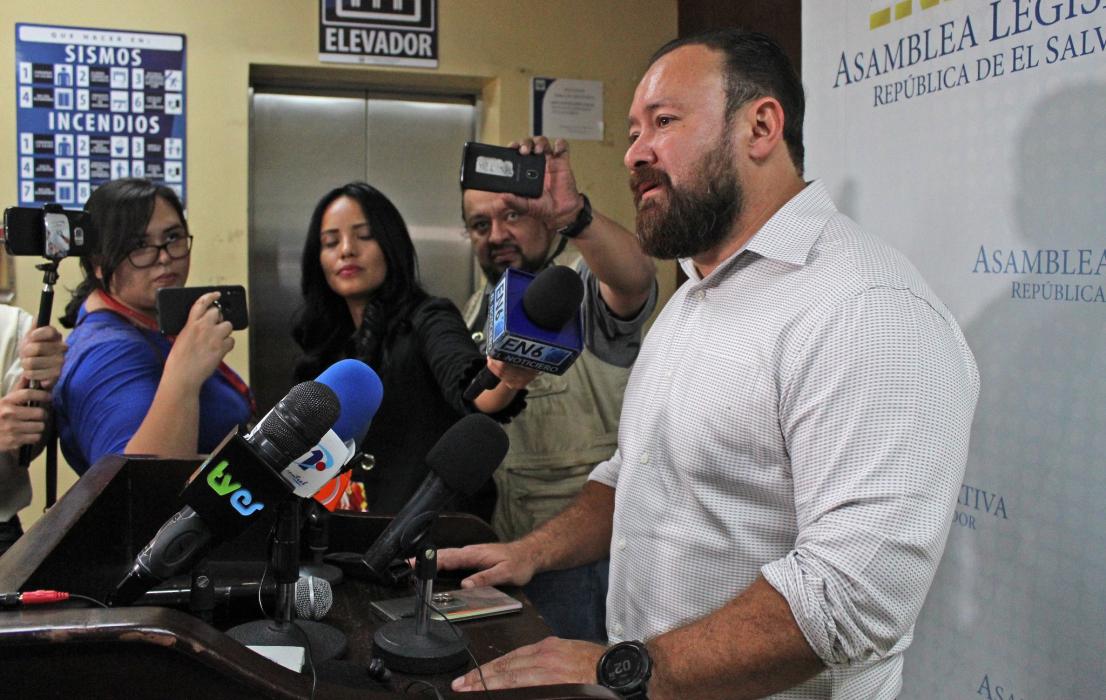 diputado-gallegos-se-propondra-como-fiscal-en-antejuicio-contra-quijano