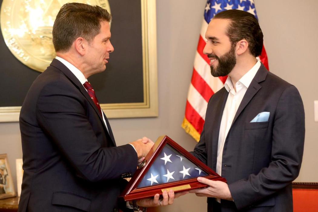 Subdirector del FBI se reúne con el Presidente Bukele para abordar temas de seguridad subdirector-del-fbi-se-reune-con-el-presidente-bukele-para-abordar-temas-de-seguridad