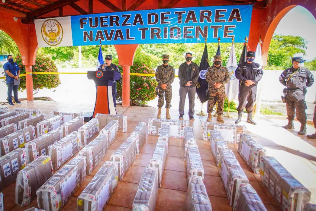 gabinete-de-seguridad-presenta-14-toneladas-de-cocaina-incautada-en-altamar