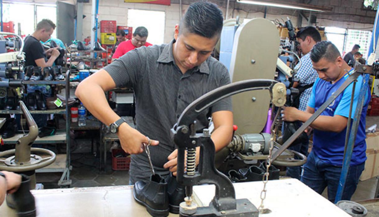 economia-en-el-salvador-se-recupera-un-12-en-el-tercer-trimestre-del-ano