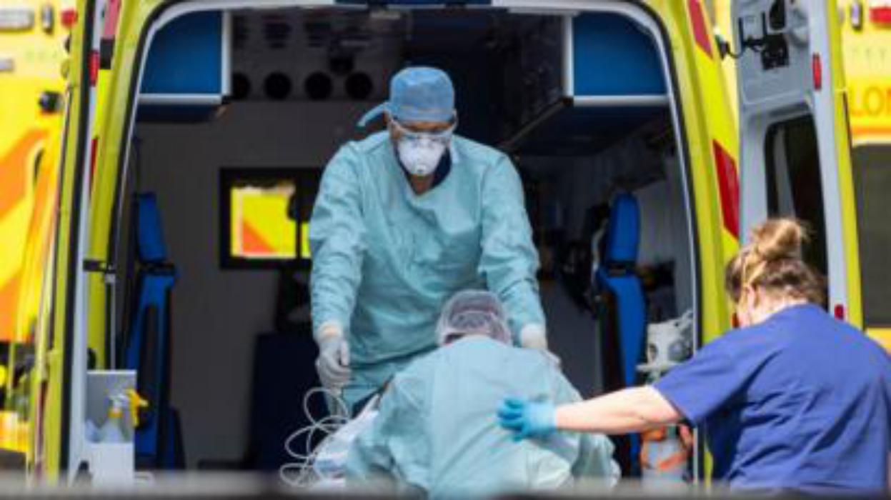 Tardanza en aplicar cuarentena a viajeros, aceleró pandemia en Reino Unido según investigación tardanza-en-aplicar-cuarentena-a-viajeros-acelero-pandemia-en-reino-unido-segun-investigacion