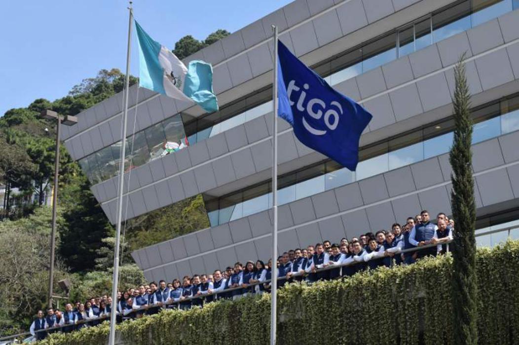 Tigo estaría buscando replicar en El Salvador, red de sobornos políticos implementados en Guatemala tigo-estaria-buscando-replicar-en-el-salvador-red-de-sobornos-politicos-implementados-en-guatemala