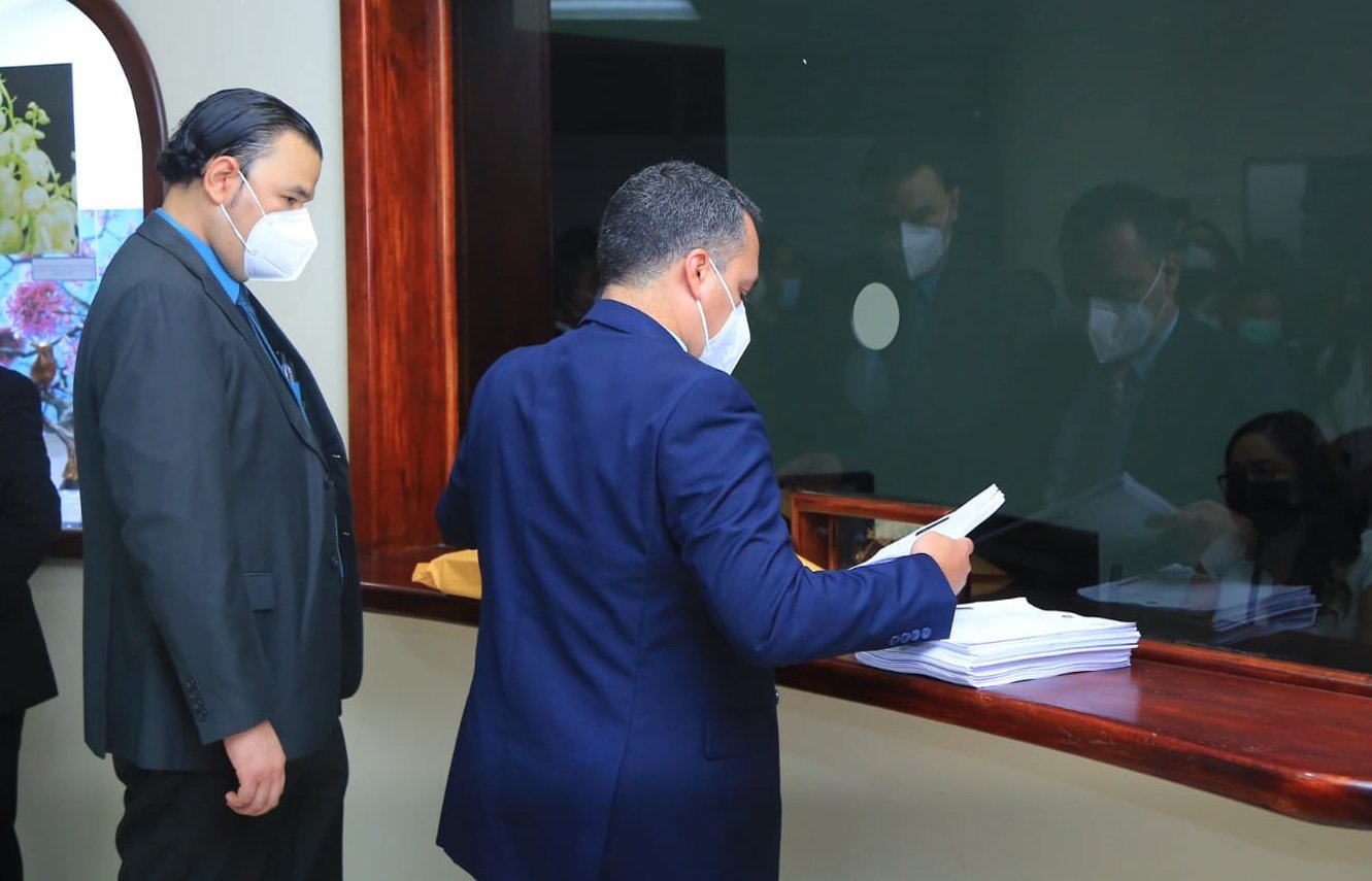 presentan-solicitud-de-antejuicio-y-desafuero-para-diputados-gerardo-aguilar-y-jose-garcia-de-nuevas-ideas