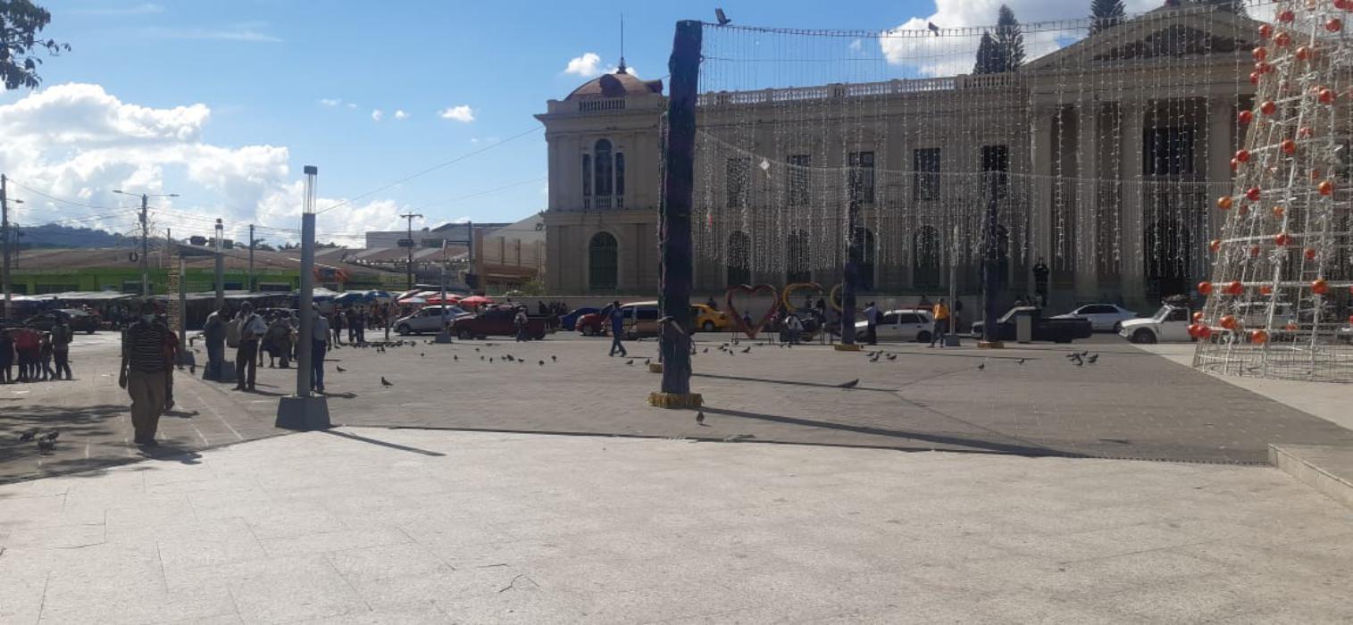 FMLN fracasa con cero asistentes en concentración convocada para hoy en Plaza Barrios fmln-fracasa-con-cero-asistentes-en-concentracion-convocada-para-hoy-en-plaza-barrios