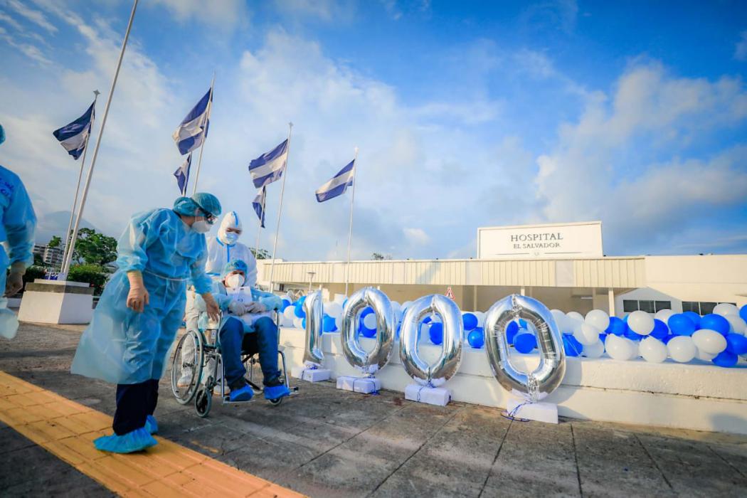 Hospital El Salvador suma 1,000 altas de pacientes que vencieron el COVID19 en este nosocomio hospital-el-salvador-suma-1000-altas-de-pacientes-que-vencieron-el-covid19-en-este-nosocomio