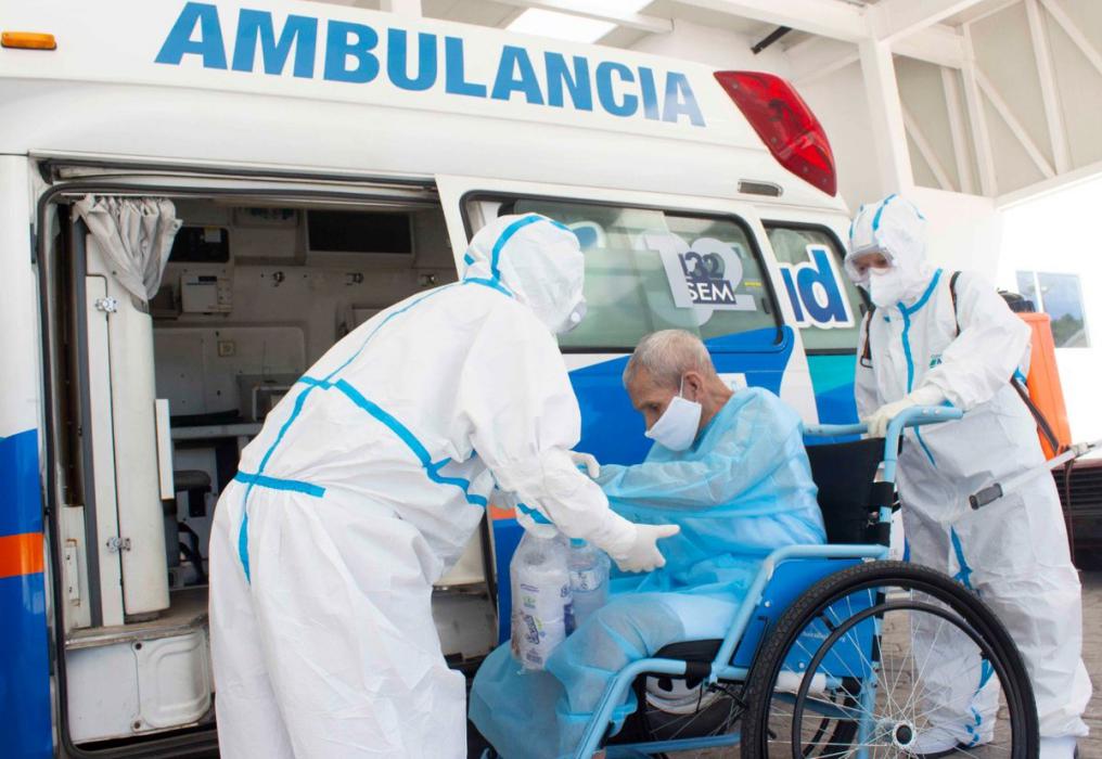 Hospital El Salvador recibe a más pacientes desde otros nosocomios del país hospital-el-salvador-recibe-a-mas-pacientes-desde-otros-nosocomios-del-pais