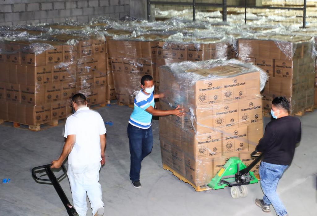 Gobierno traslada 8,000 Paquetes Alimentarios para las zonas costeras del país gobierno-traslada-8000-paquetes-alimentarios-para-las-zonas-costeras-del-pais