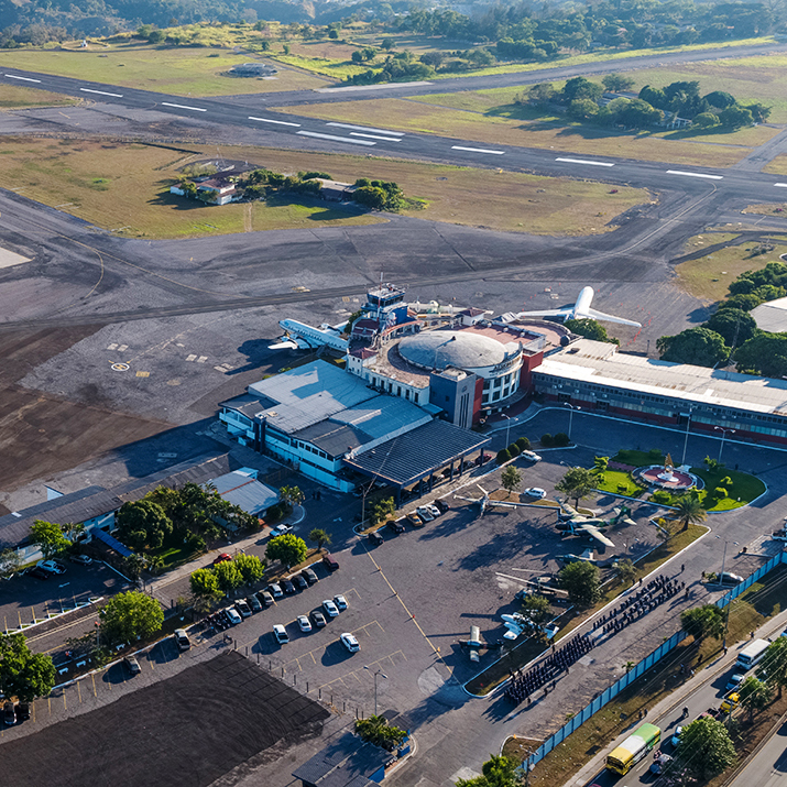 aeropuerto-internacional-de-ilopango-es-considerado-patrimonio-aeronautico-en-el-salvador