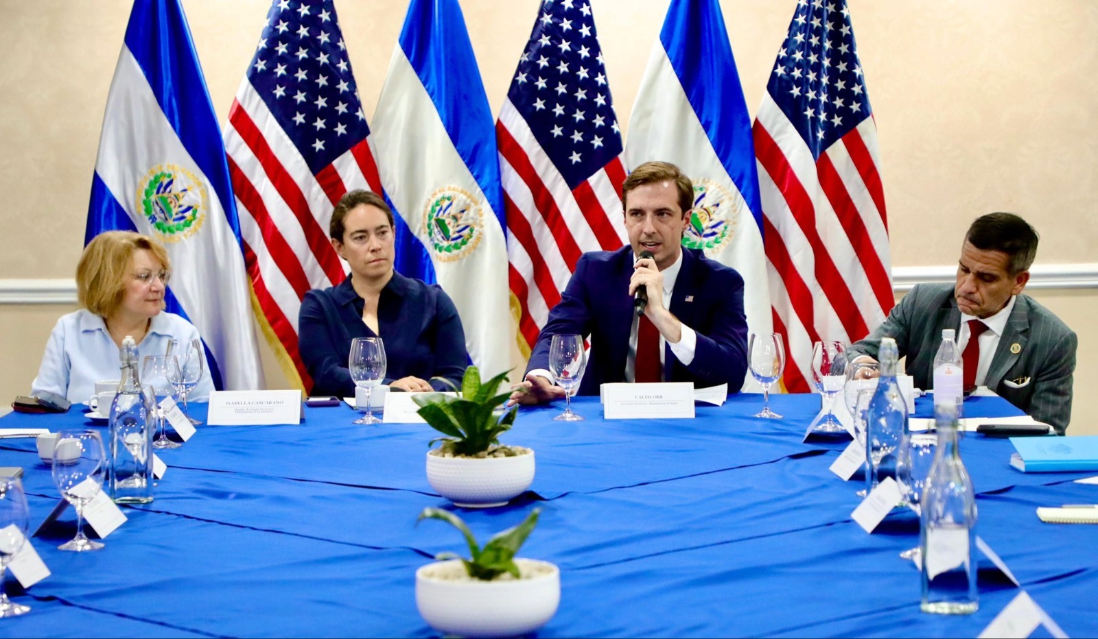 subsecretario-caleb-orr-el-salvador-ha-superado-ampliamente-las-expectativas