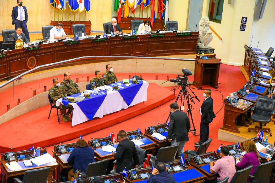 Después de más de 12 horas, diputados finalizan interpelación al Ministro de Defensa despues-de-mas-de-12-horas-diputados-finalizan-interpelacion-al-ministro-de-defensa
