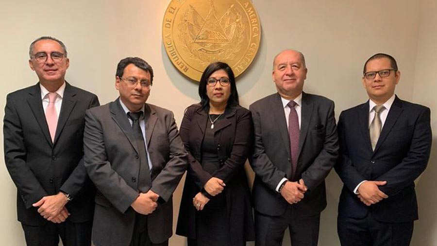 TSE en silencio cómplice sobre violación del silencio electoral por parte de ARENA y FMLN tse-en-silencio-complice-sobre-violacion-del-silencio-electoral-por-parte-de-arena-y-fmln