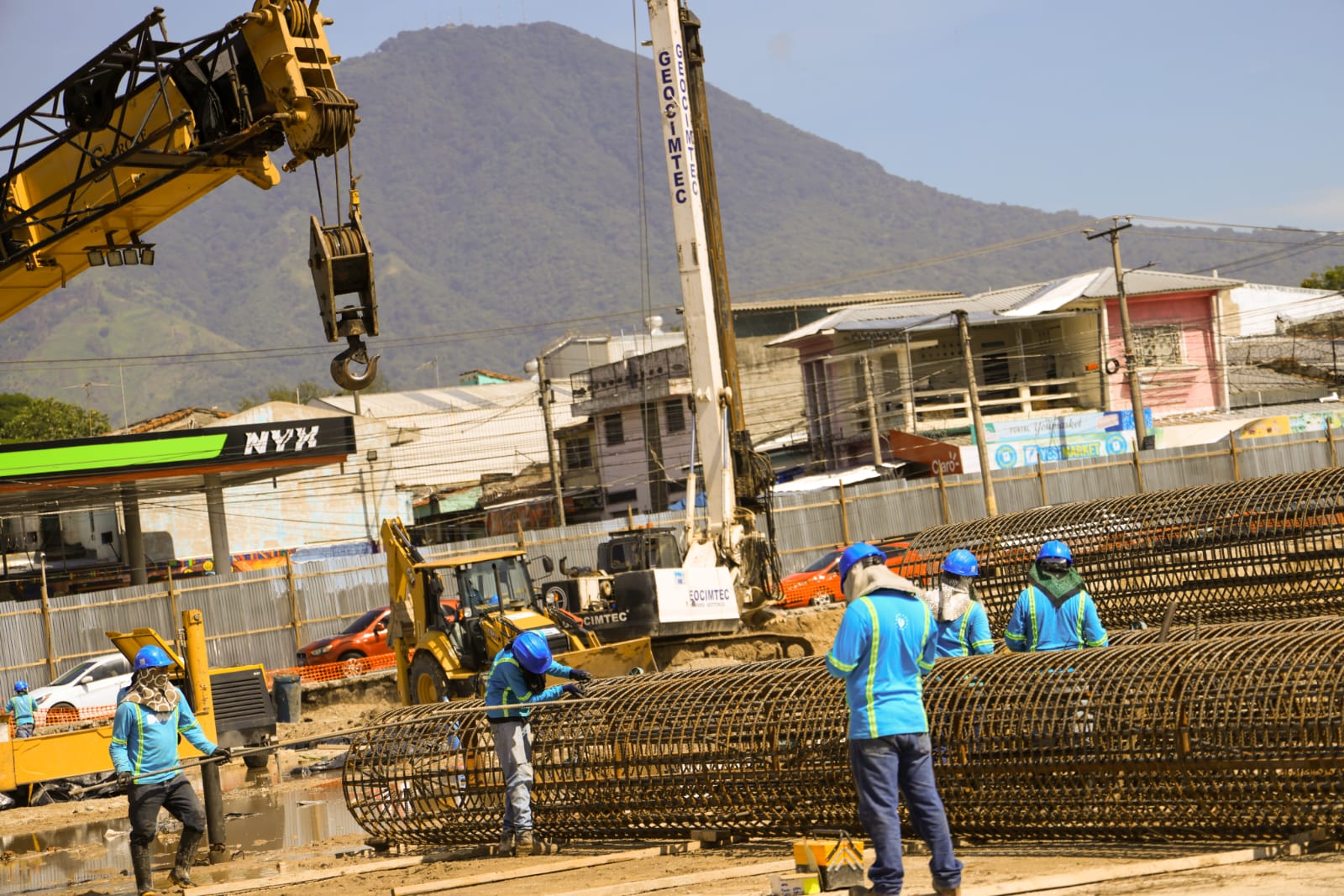 dom-realiza-trabajos-de-construccion-de-un-mercado-municipal-en-el-triunfo-usulutan