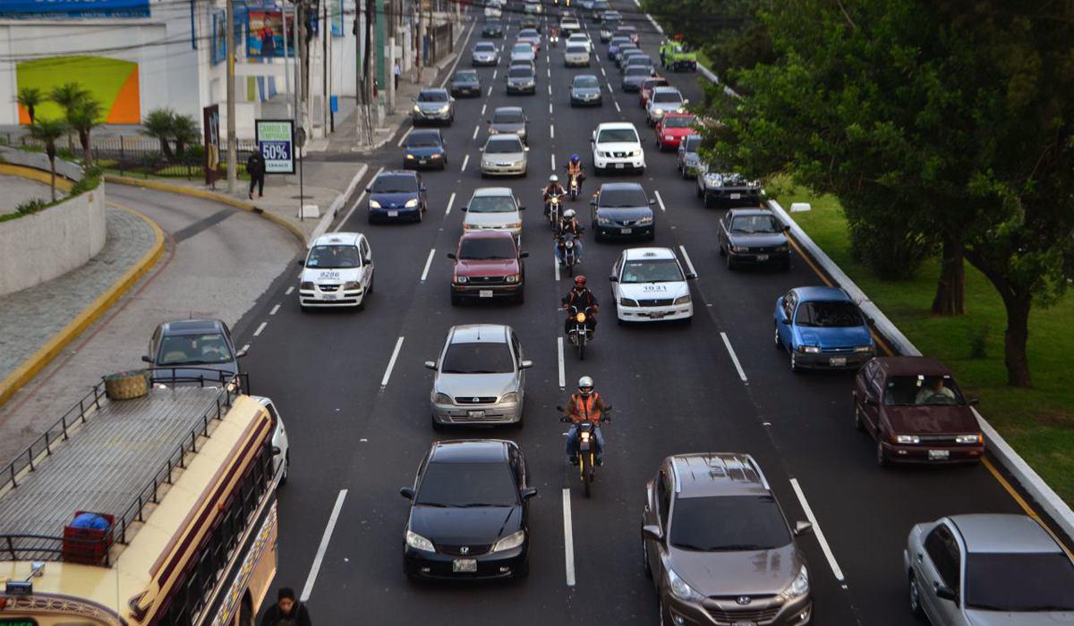 casi-un-millon-de-automoviles-circulan-en-las-calles-salvadorenas