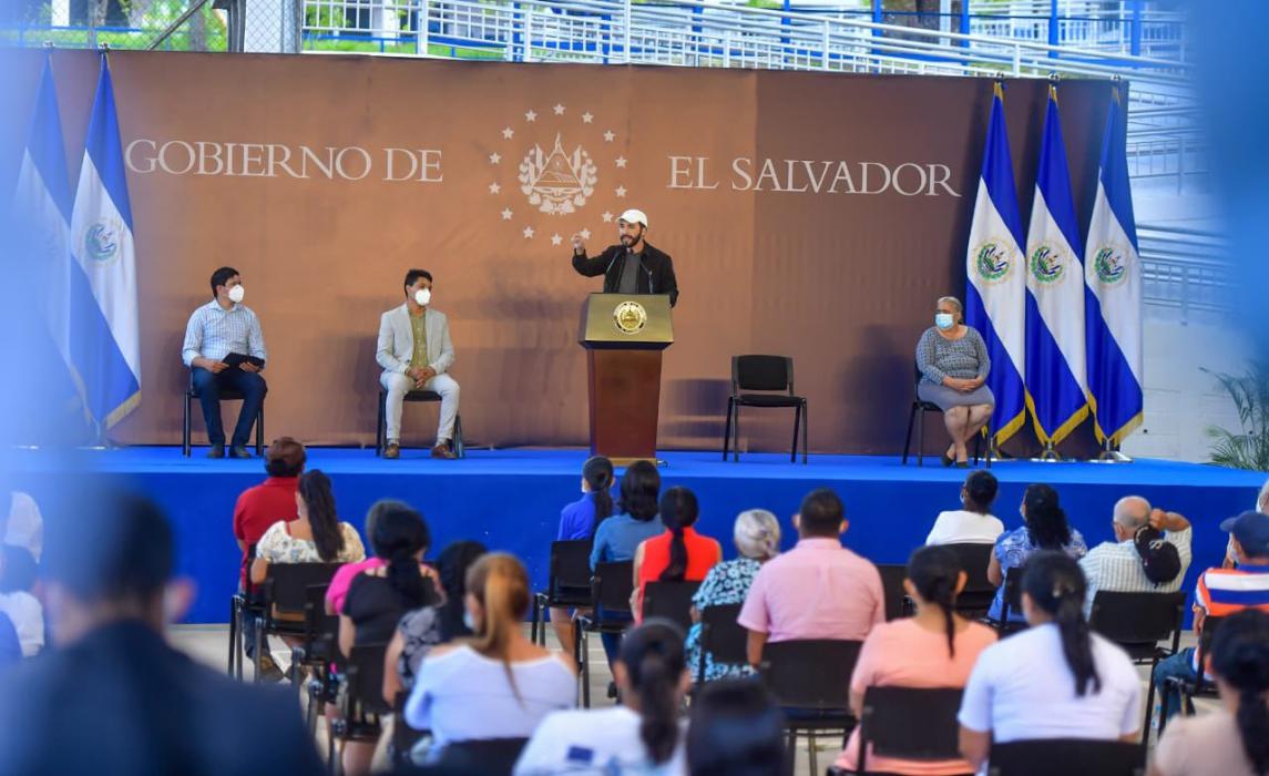 Presidente Bukele: "A mí me da rabia que la masacre de El Mozote ha sido utilizada para fines políticos" presidente-bukele-a-mi-me-da-rabia-que-la-masacre-de-el-mozote-ha-sido-utilizada-para-fines-politicos