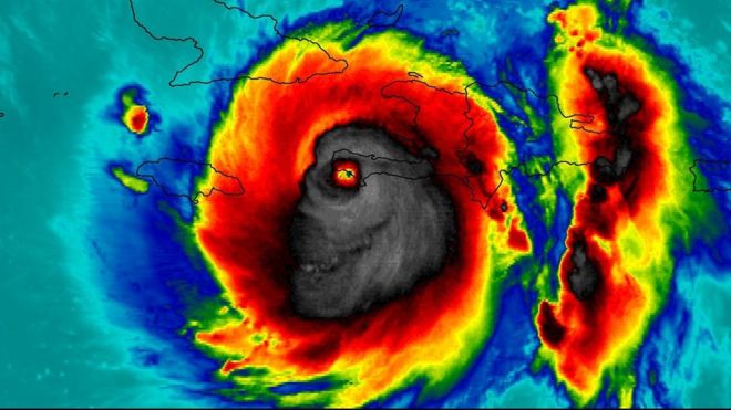 la-siniestra-imagen-del-huracan-matthew-tomada-desde-el-espacio