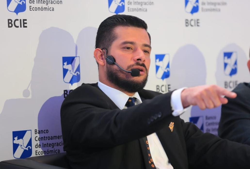 Ministro de Hacienda afirma que acciones del Gobierno han mejorado clima de inversión ministro-de-hacienda-afirma-que-acciones-del-gobierno-han-mejorado-clima-de-inversion