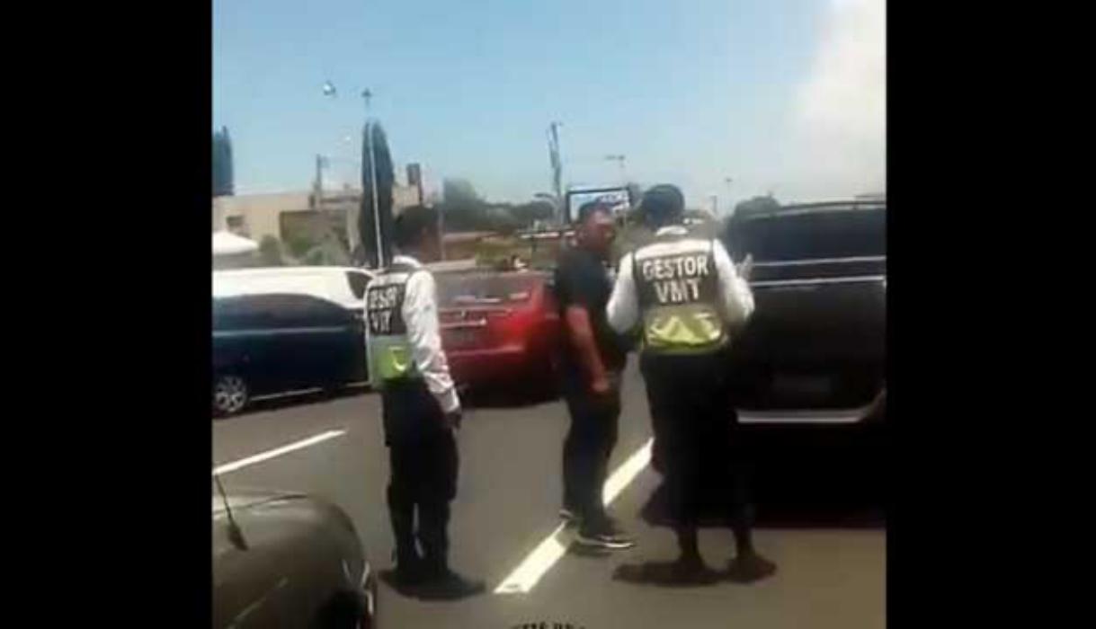 ministro-de-seguridad-informa-que-iniciaran-proceso-contra-agresor-de-gestores-de-trafico