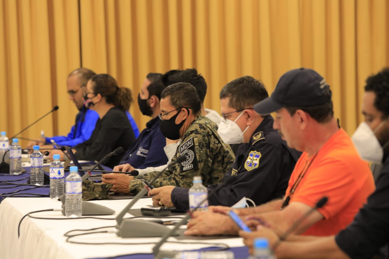57 instituciones del Gobierno del Presidente Bukele están activas ante emergencia por huracán ETA 57-instituciones-del-gobierno-del-presidente-bukele-estan-activas-ante-emergencia-por-huracan-eta