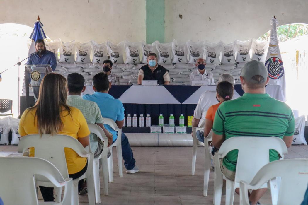 Gobierno invierte $2.5 millones para seguir apoyando a productores afectados por tormentas IOTA y ETA gobierno-invierte-25-millones-para-seguir-apoyando-a-productores-afectados-por-tormentas-iota-y-eta